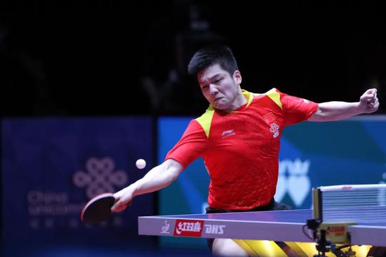 让他在场上 让他在场上