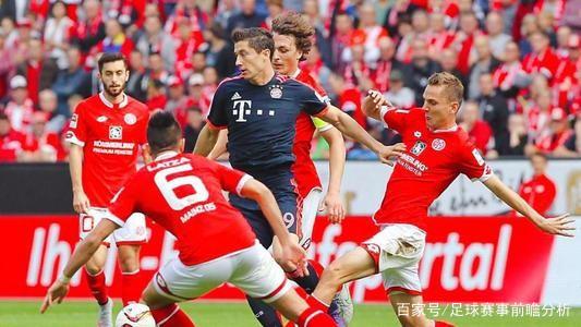 这使得他在 这使得他在